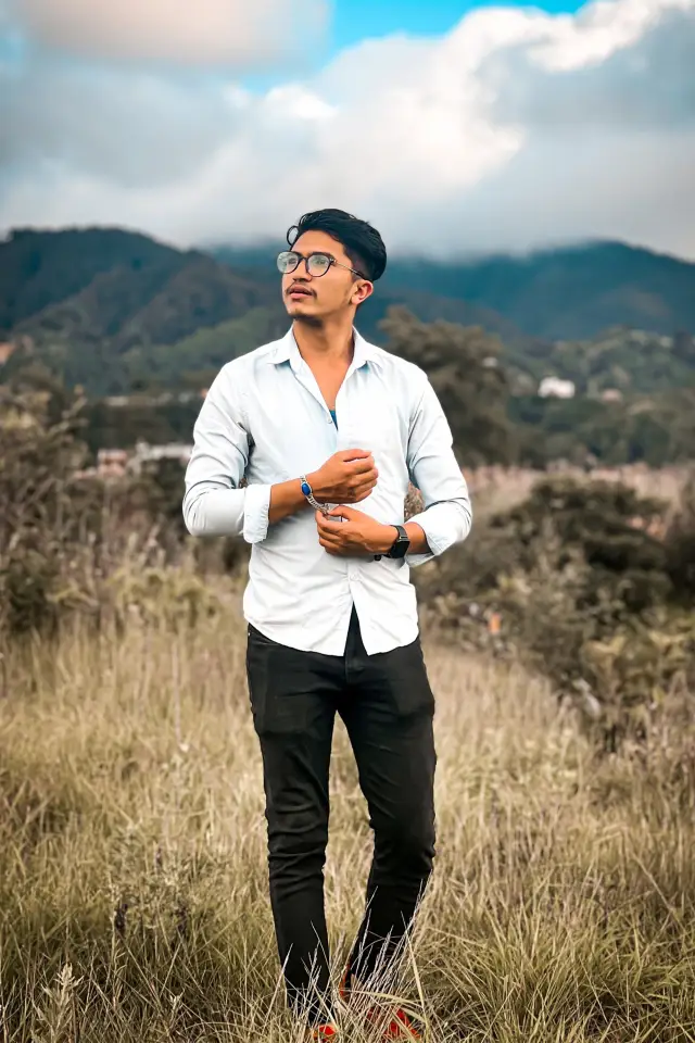 Фото  (Yogendra Karki)