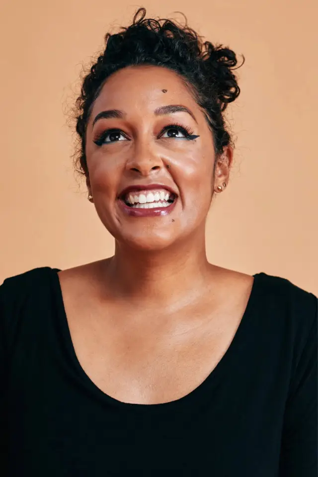 Фото  (Eve Ewing)
