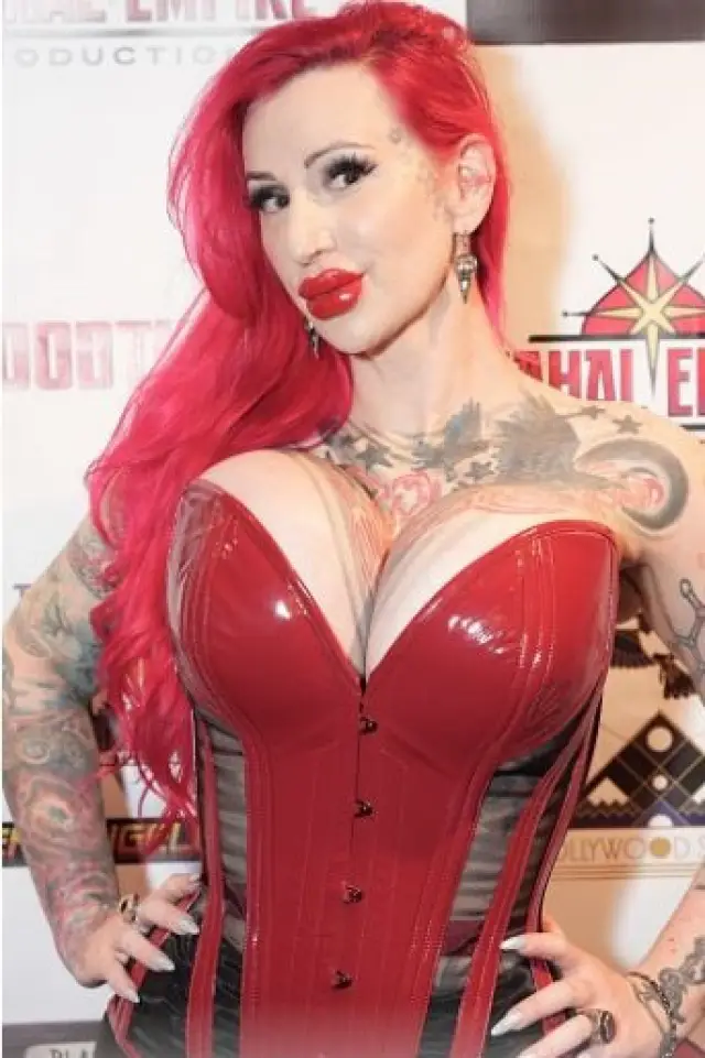 Фото  (Mistress Harley)