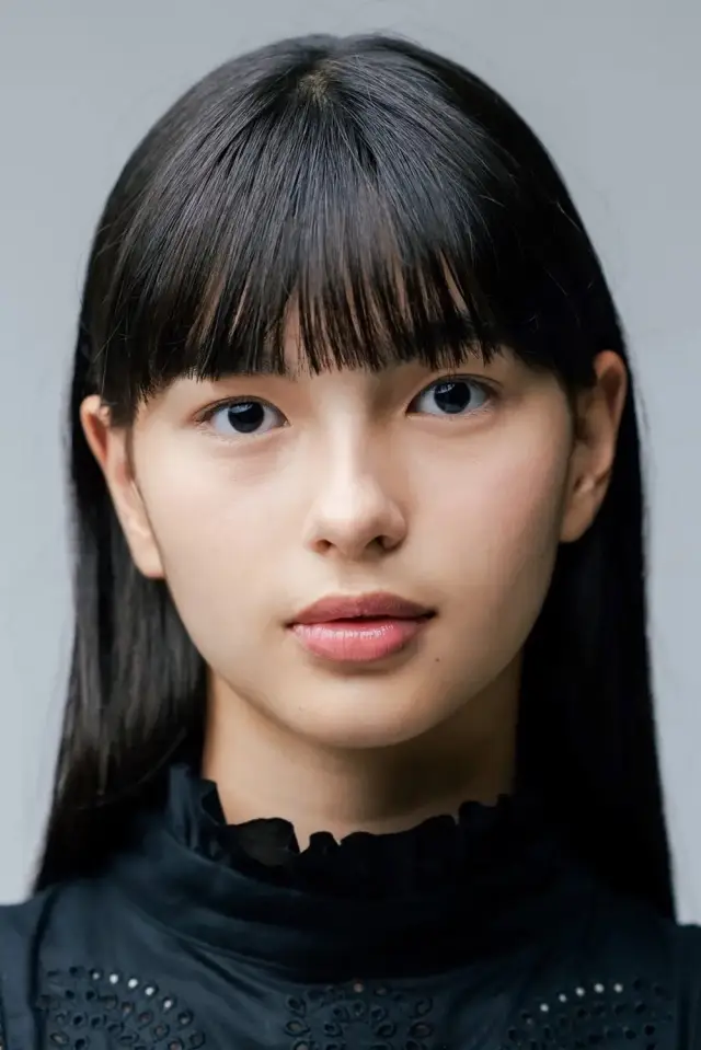 Фото  (Kiara Nakanishi)