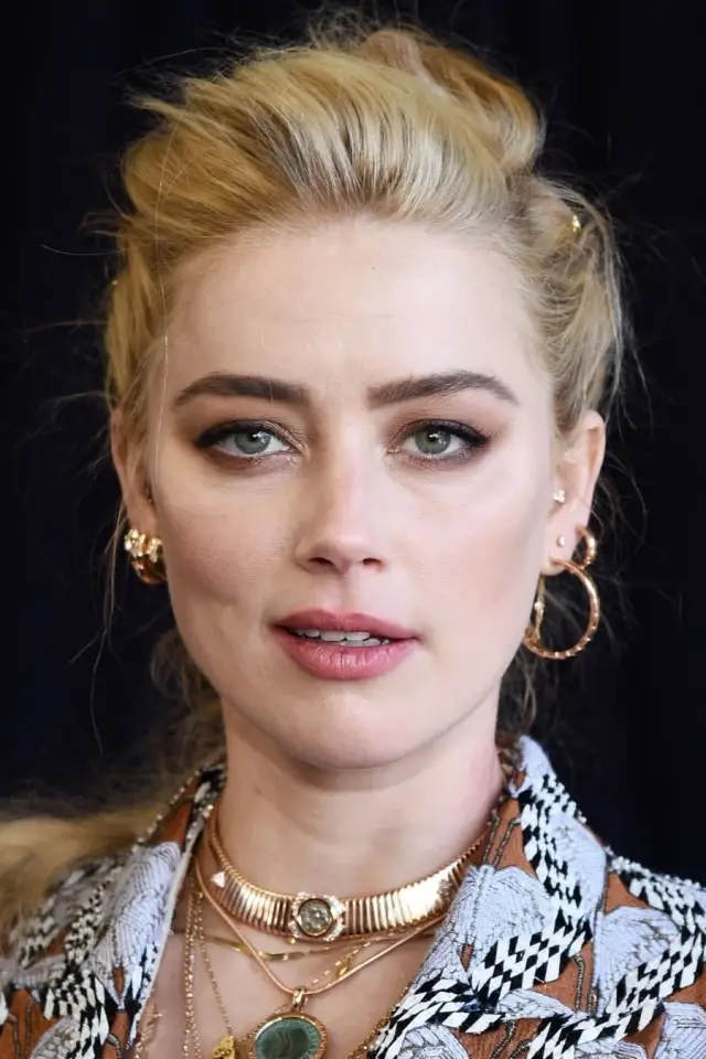 Фото Ембер Герд (Amber Heard)