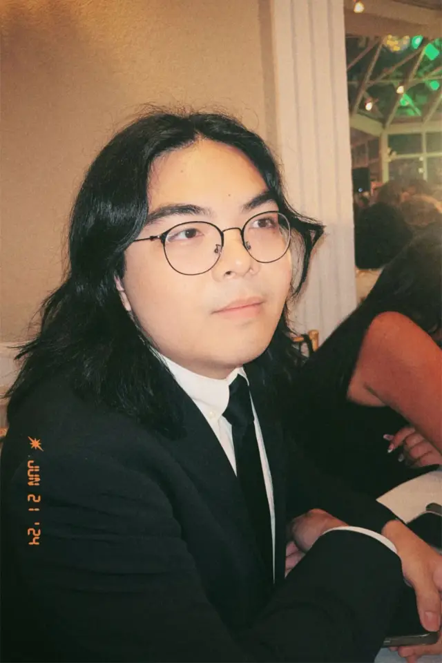 Фото  (Gavin De Leon)