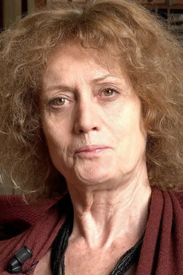 Фото  (Noëlle Châtelet)