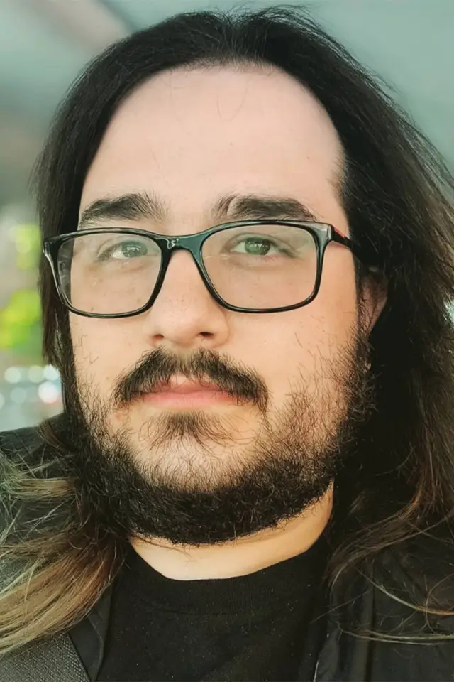 Фото  (Elea Tsentzelis)