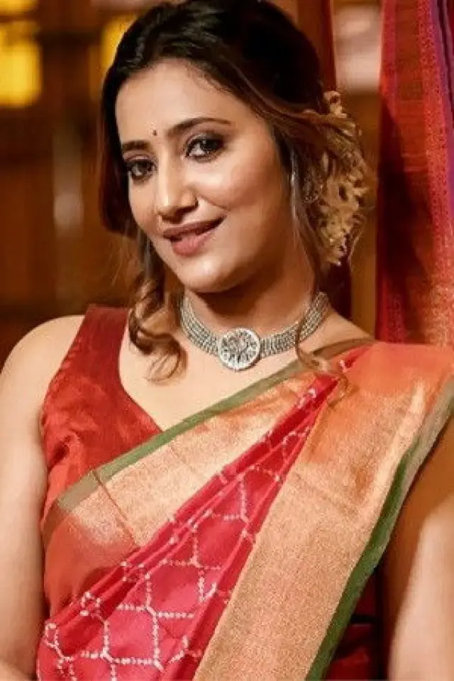 Фото  (Ritooja Shinde)