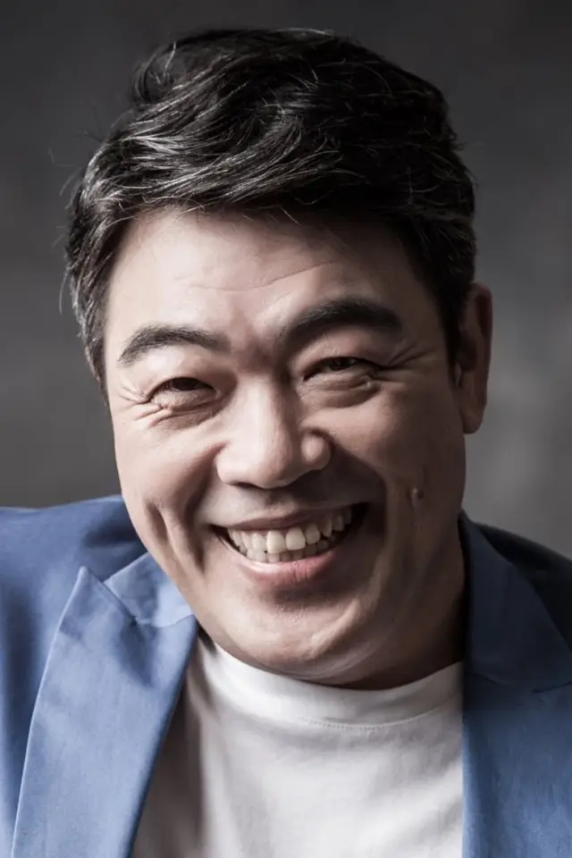 Фото Лі Вонджон (Lee Won-jong)