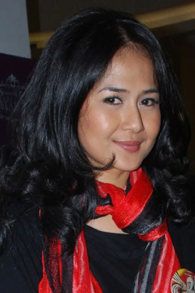 Фото  (Ria Irawan)