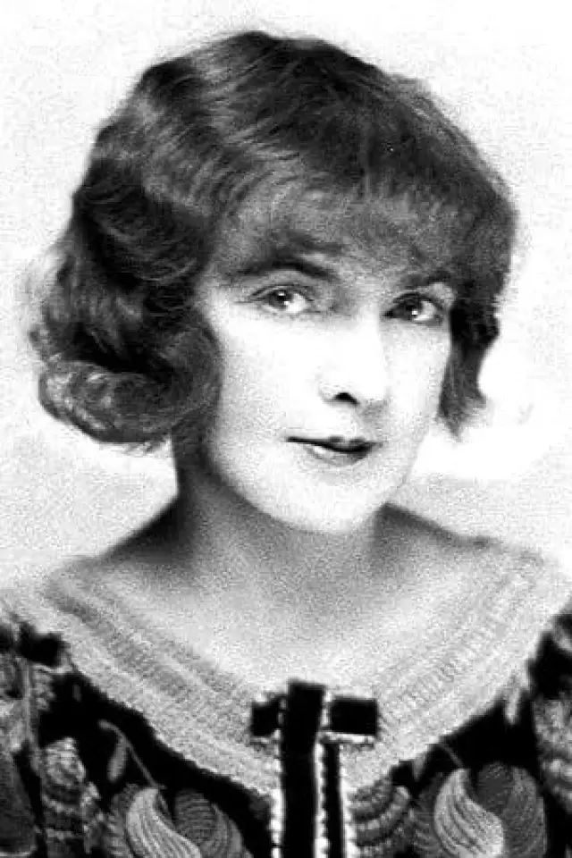 Фото  (Fannie Ward)