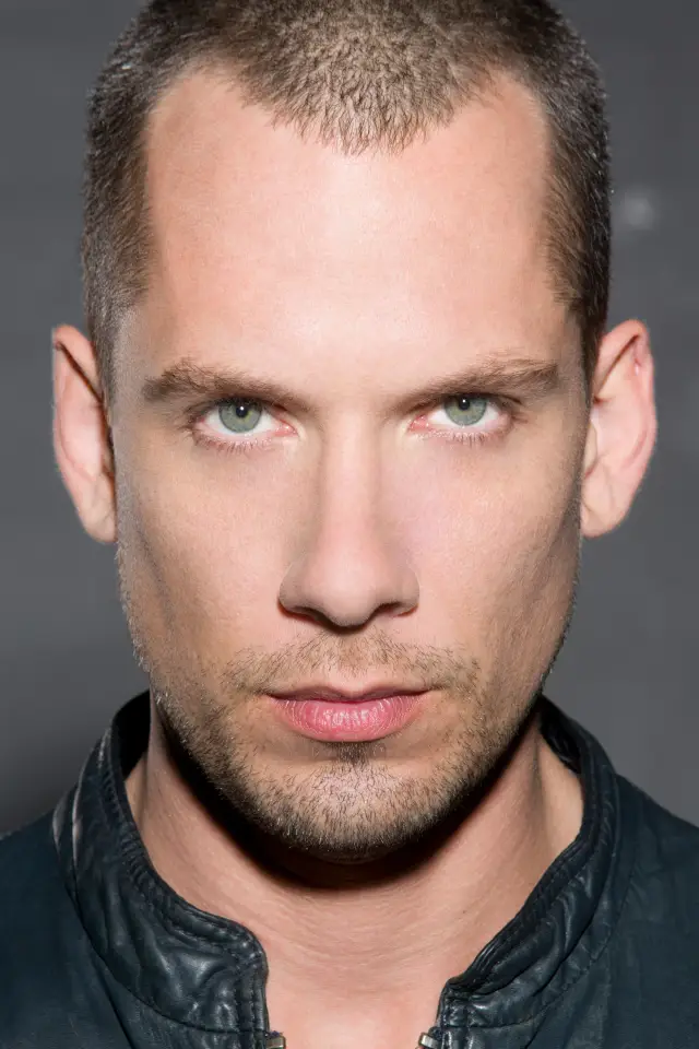 Фото  (Noisecontrollers)