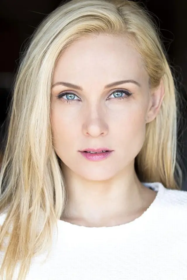 Фото  (Alexis Kendra)
