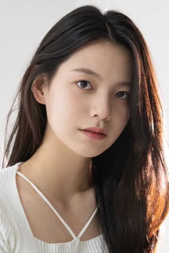 Фото  (Oh Chae-young)