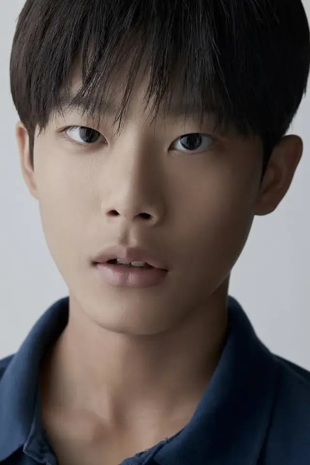 Фото Кім У Син (Kim Woo-seung)