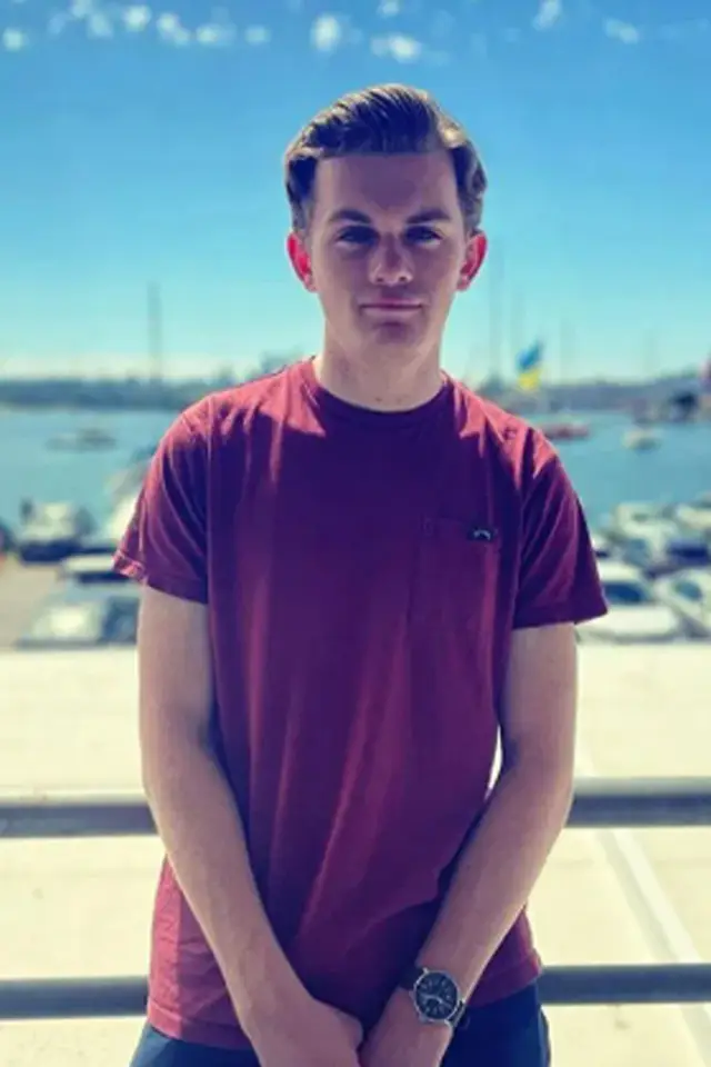 Фото  (Ellis Spennser)