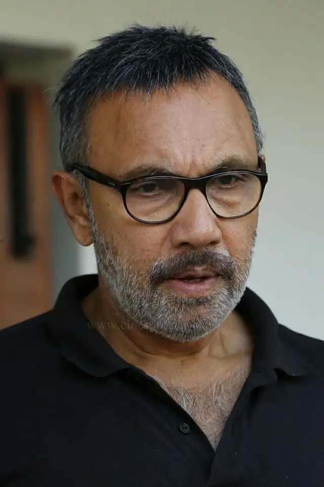 Фото Сатьярадж (Sathyaraj)