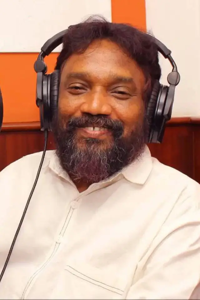 Фото  (Mohan Sithara)