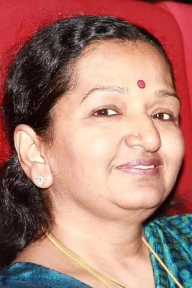 Фото  (Shoba Chandrasekhar)