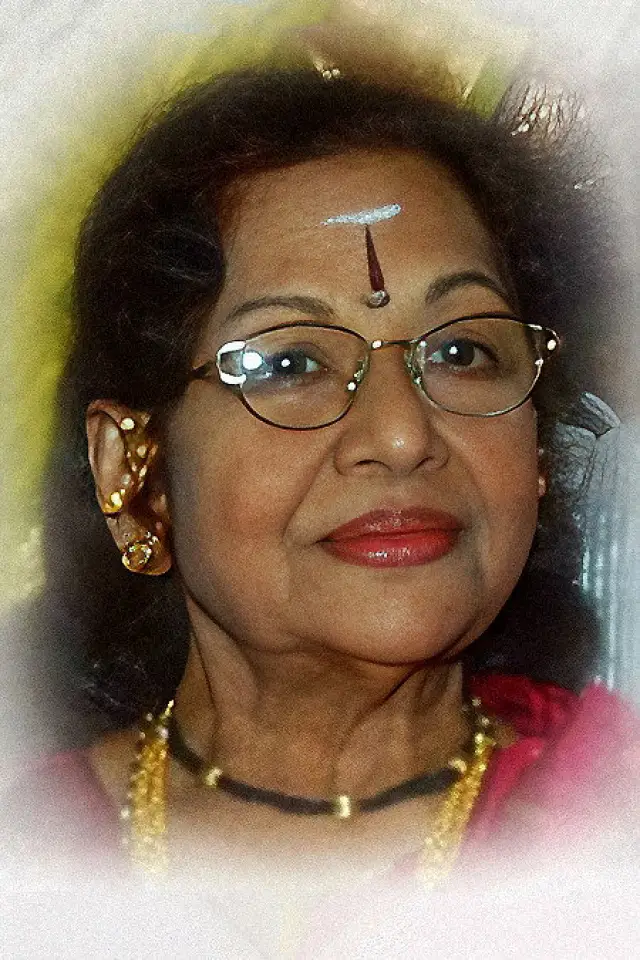 Фото  (Rajasulochana)