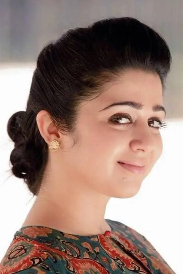 Фото Чармі Каур (Charmy Kaur)