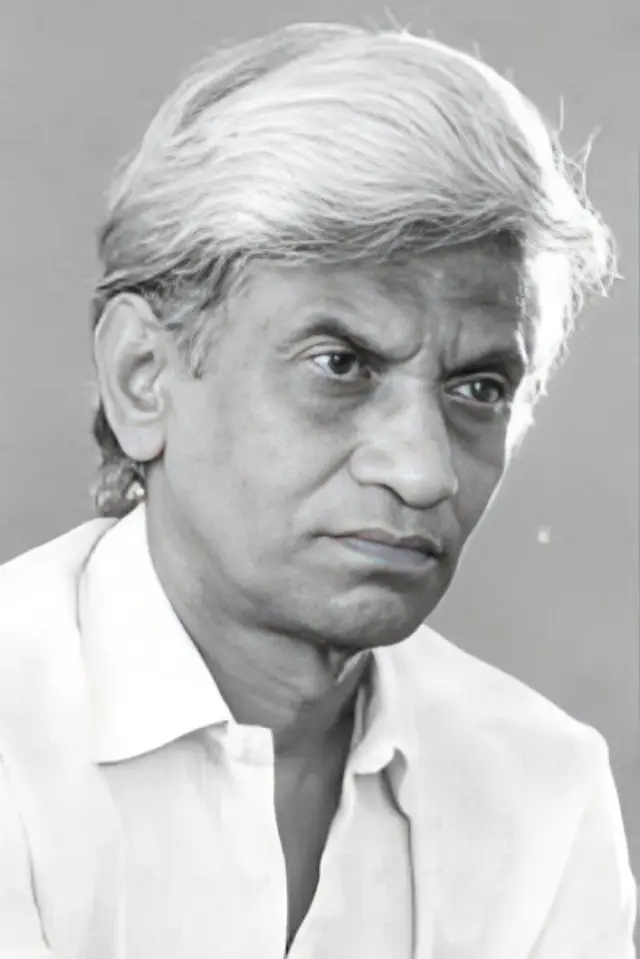 Фото  (Karunasena Jayalath)