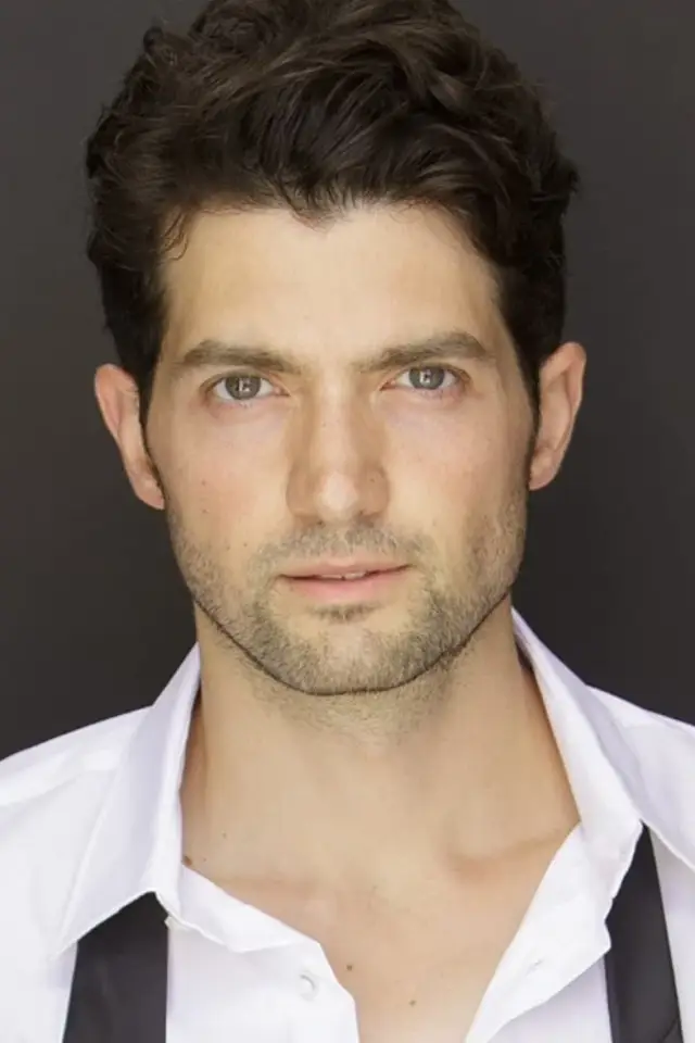 Фото Девід Алпей (David Alpay)