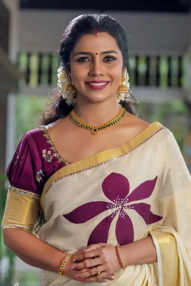 Фото  (Letha Das)