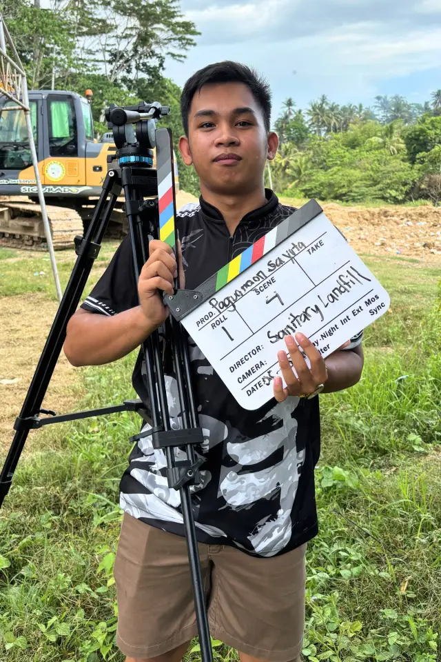 Фото  (Josh Glen Puno)