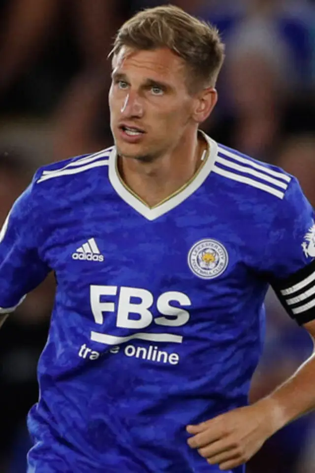 Фото  (Marc Albrighton)