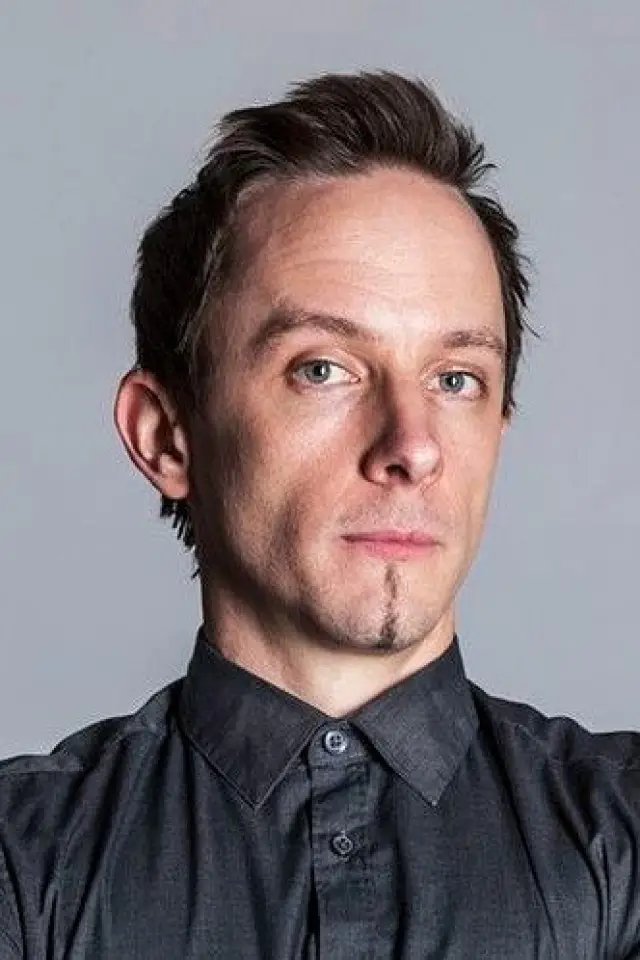 Фото  (Mick Gordon)