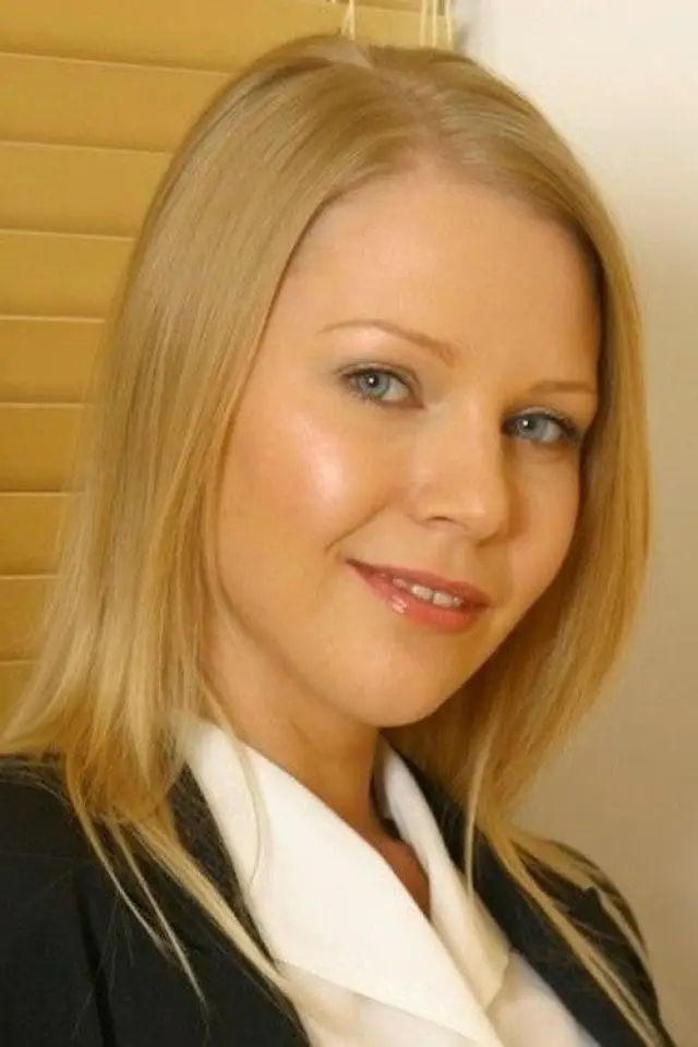 Фото  (Abigail Toyne)