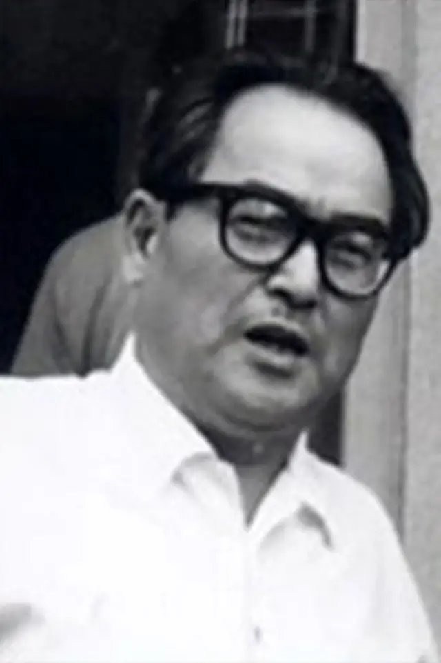 Фото  (Kazuo Mori)