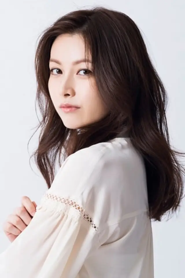 Фото Меґумі Сато (Megumi Sato)