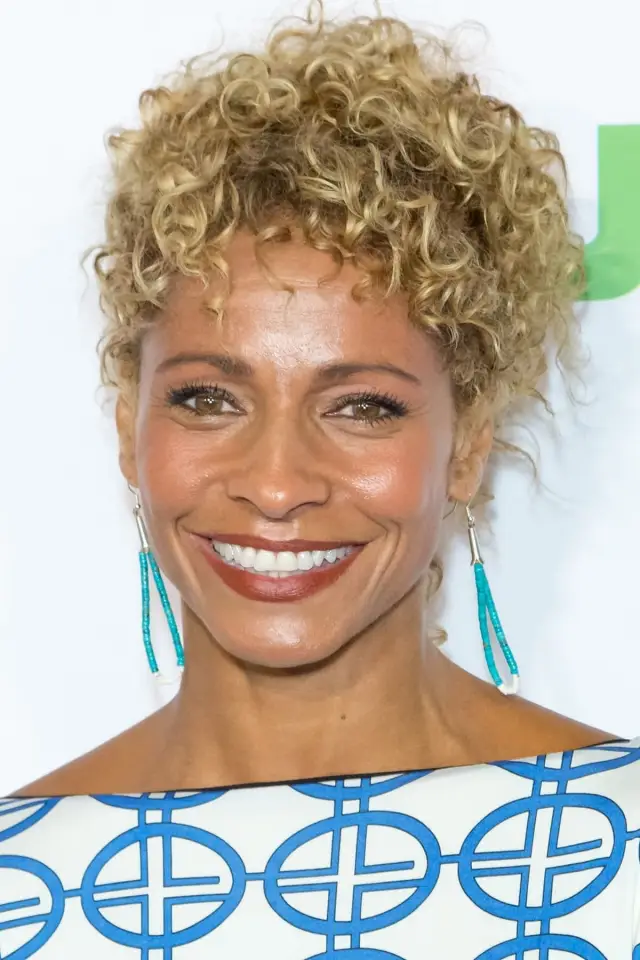 Фото Мішель Герд (Michelle Hurd)