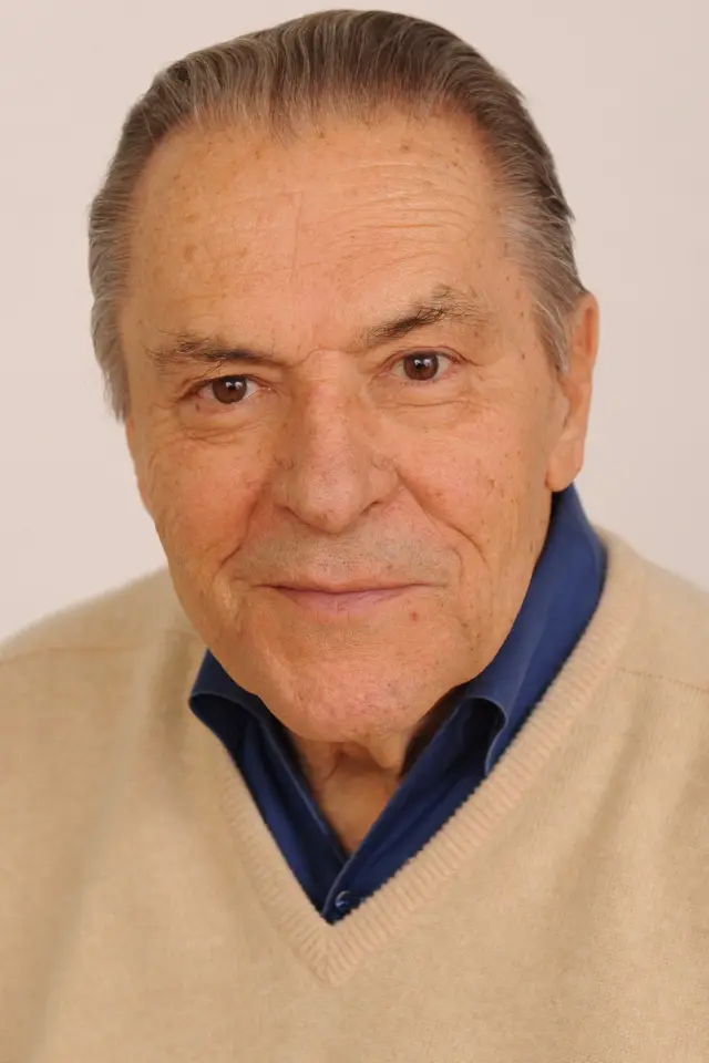 Фото  (Stanislav Grof)