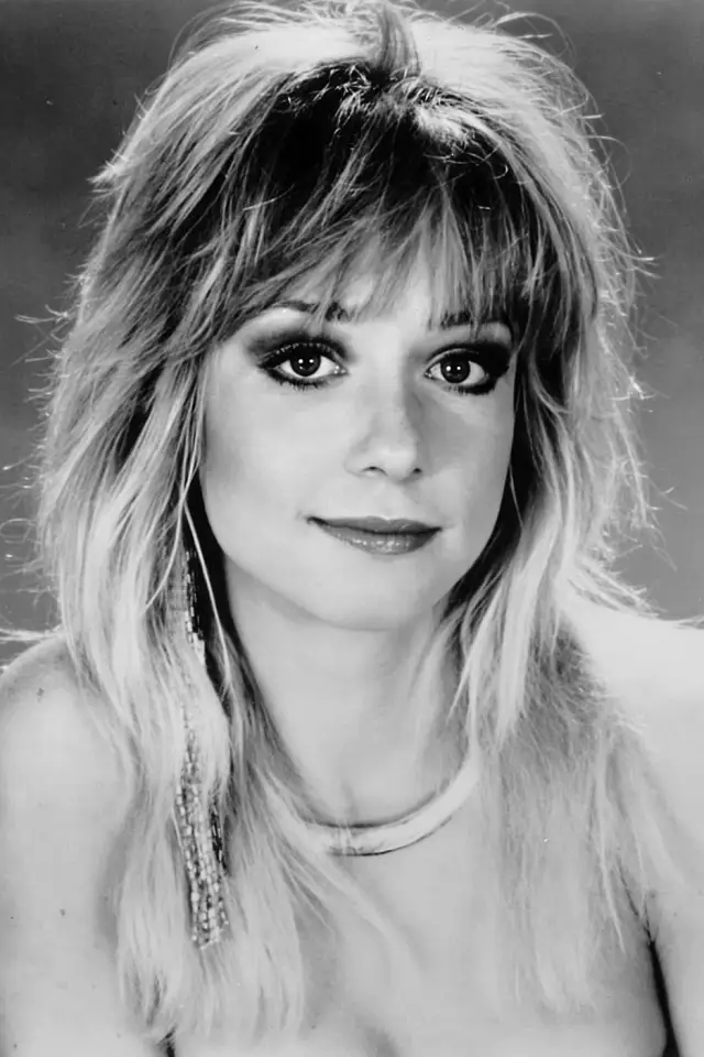 Фото Ліннея Квіглі (Linnea Quigley)