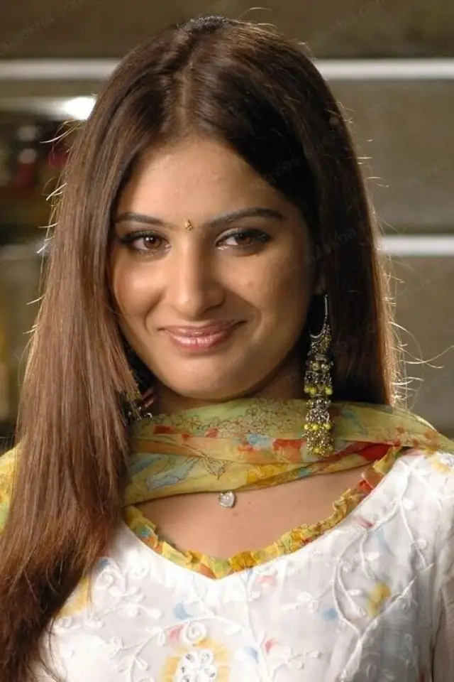 Фото  (Gowri Munjal)