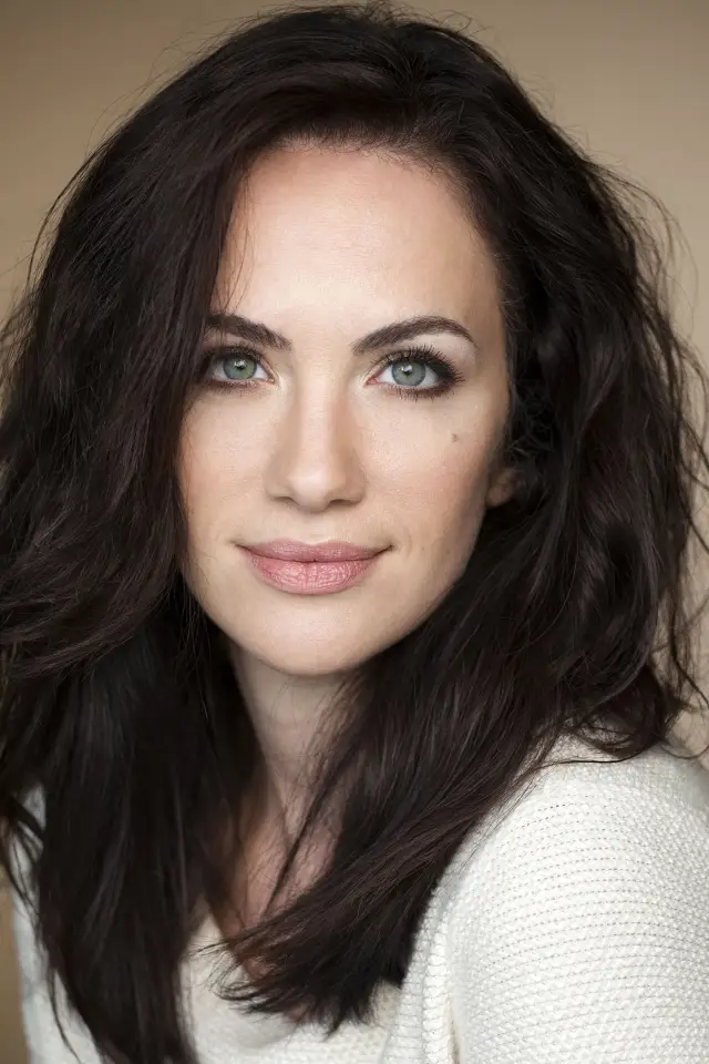 Фото Кейт Сіґел (Kate Siegel)