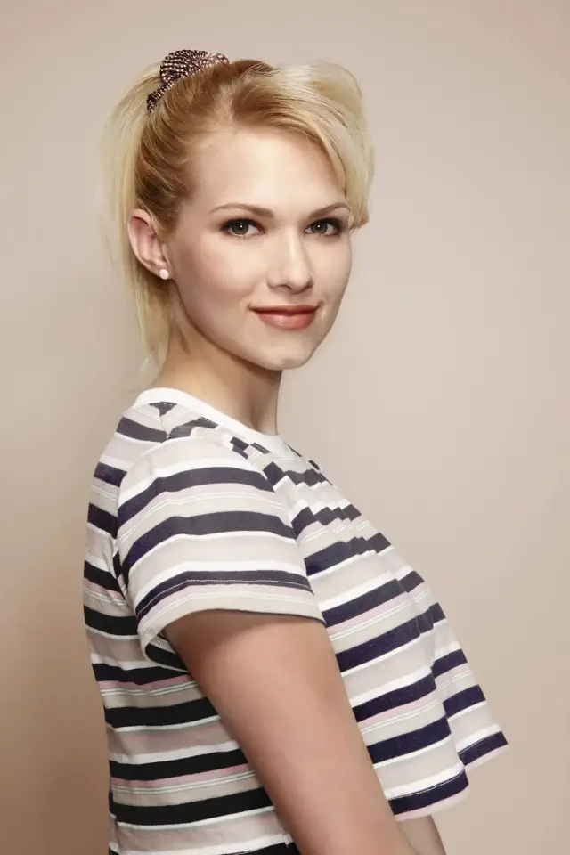 Фото  (Claudia Lee)