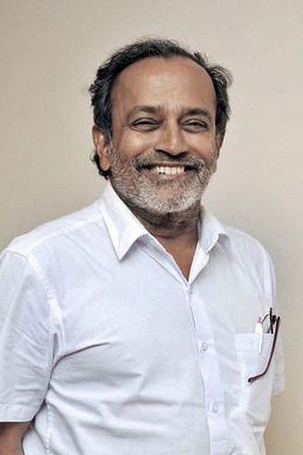 Фото  (Ravi Chakravathy)