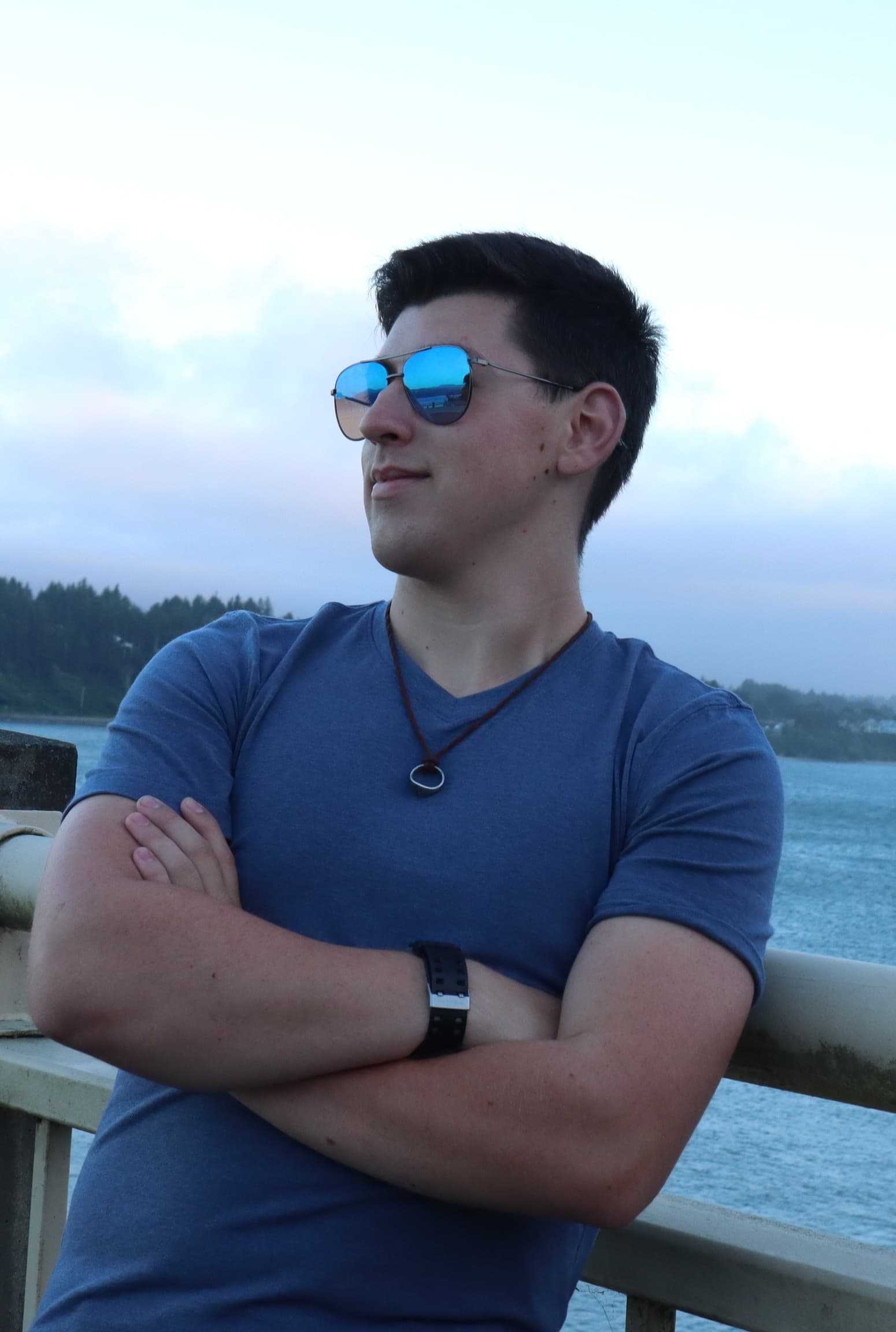 Фото Джосія Гонсалес (Josiah Gonzalez)