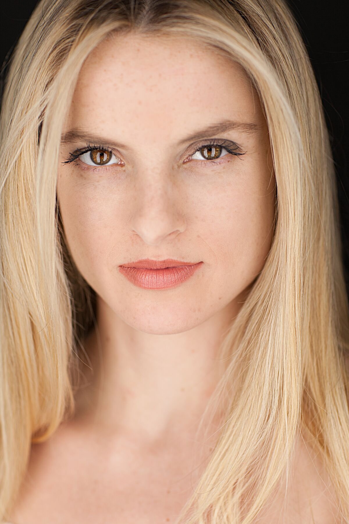 Фото  (Cathryn Dylan)