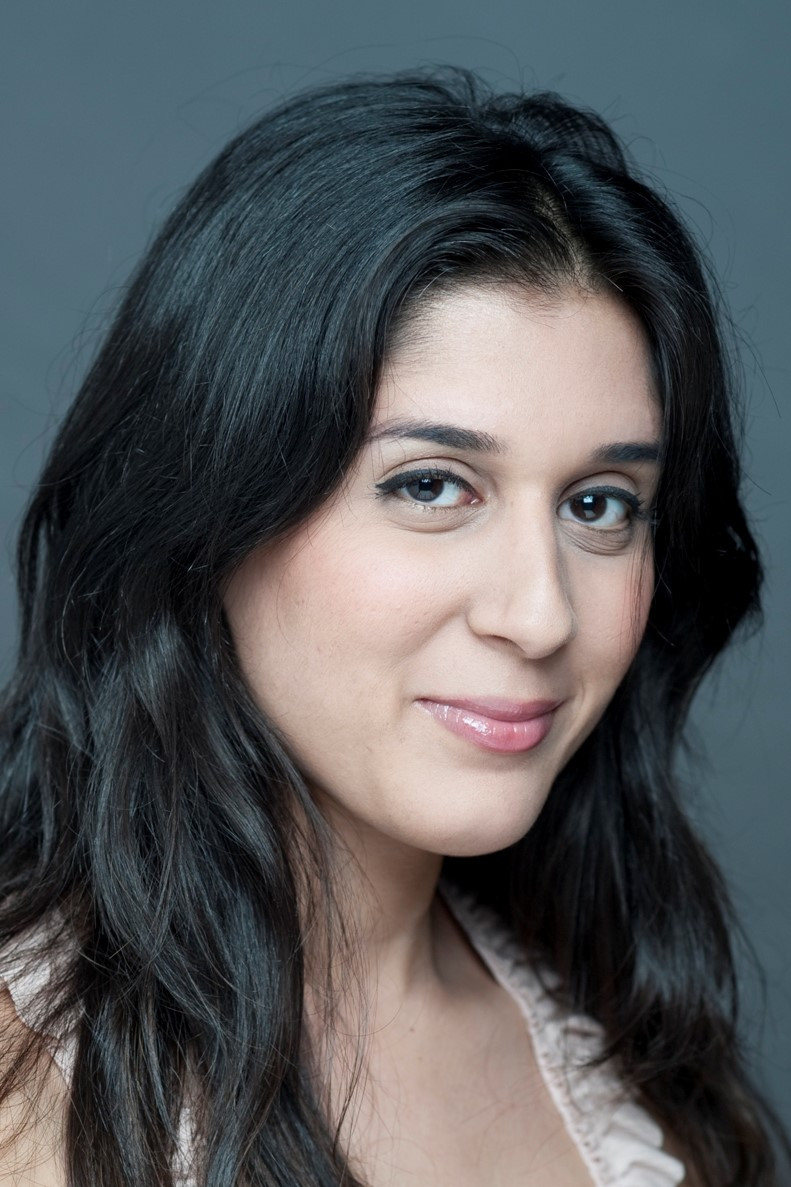 Фото  (Amanda Soroudi)