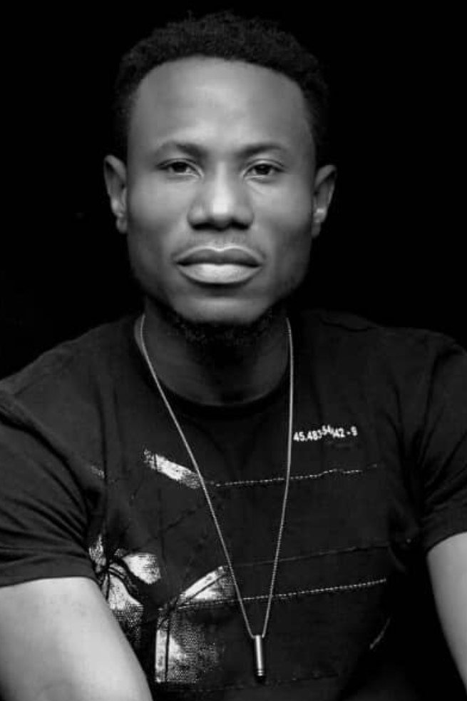 Фото  (Jon Babs Adeniyi)