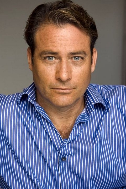 Фото  (Kelly R. Thomas)