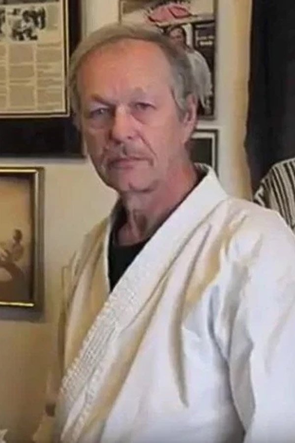 Фото  (Emil Farkas)