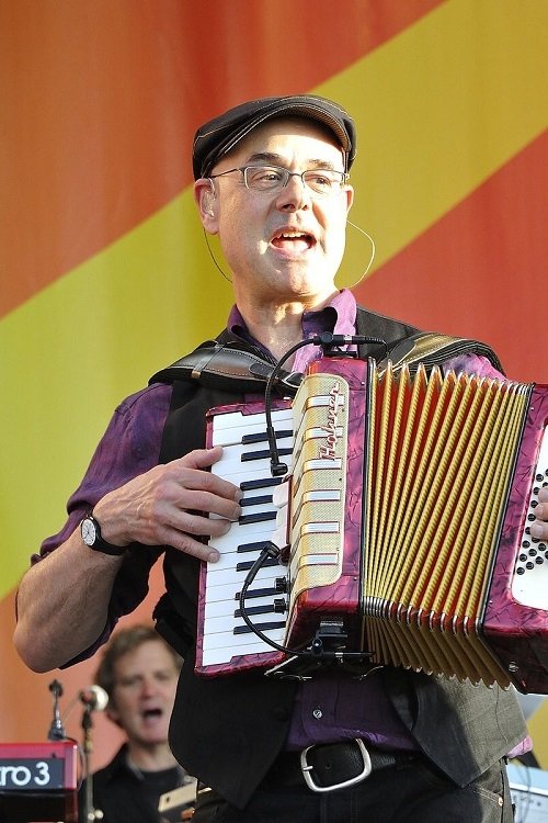 Фото  (Charles Giordano)