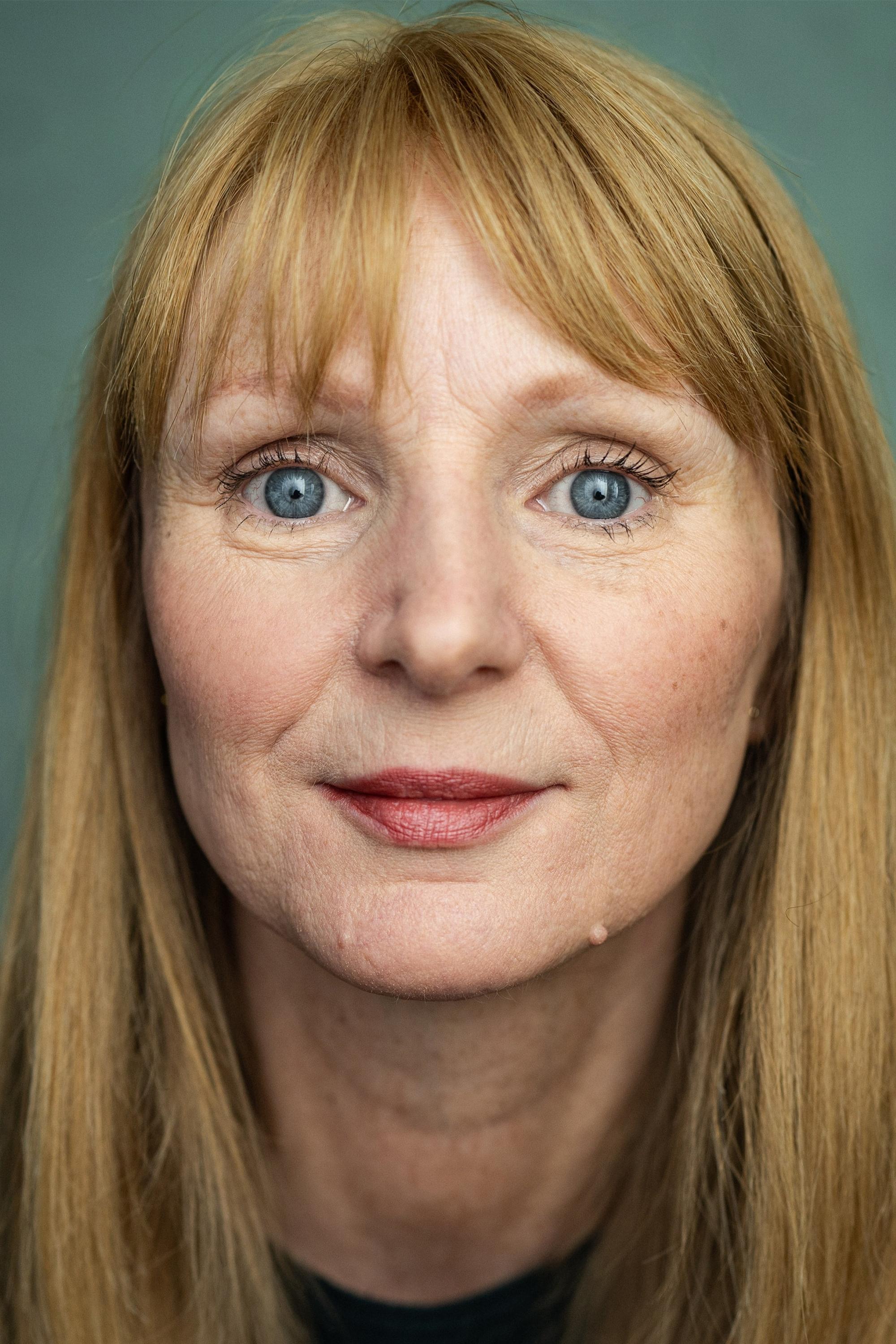 Фото  (Joanne Dakin)