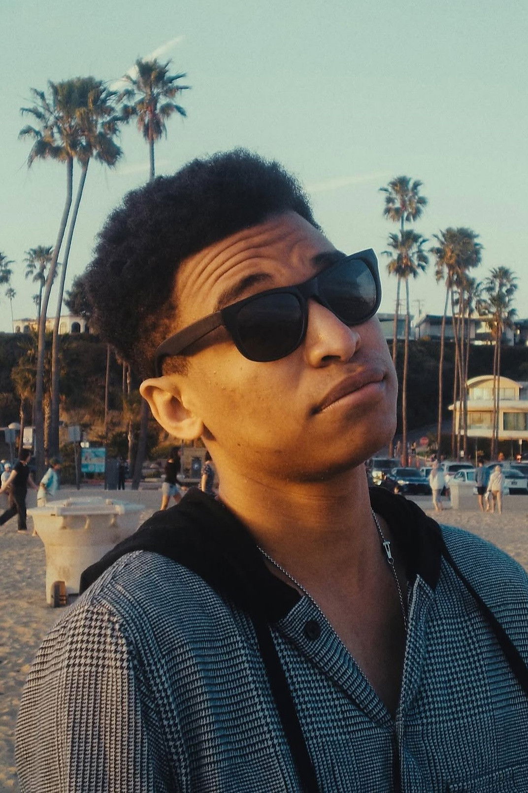 Фото  (Jacob Randall)