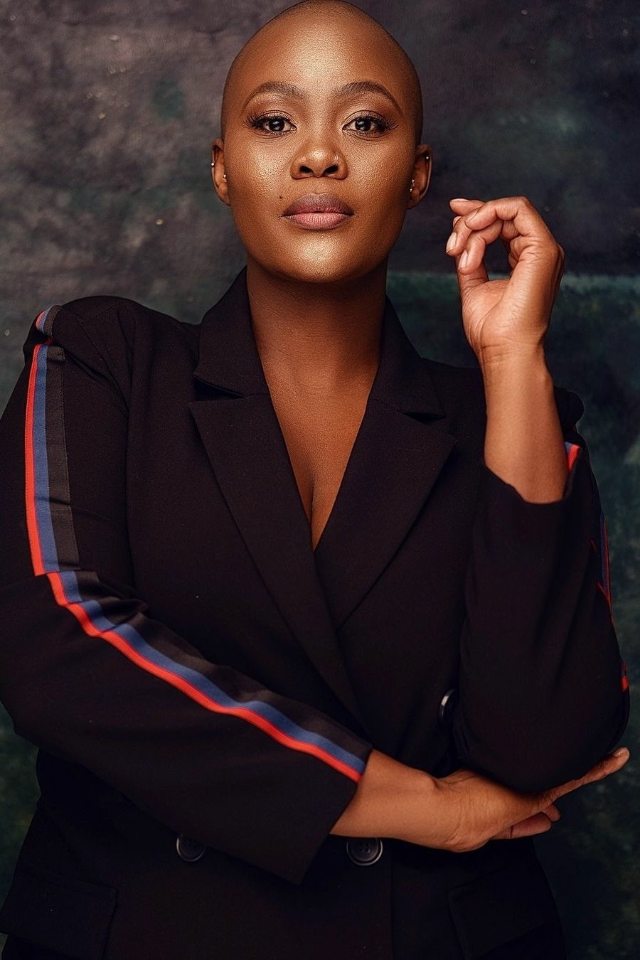 Фото  (Zikhona Sodlaka)