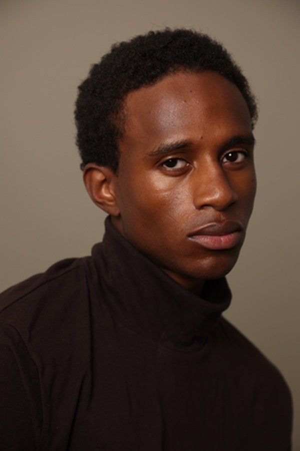 Фото  (McKinzie J. Scott)