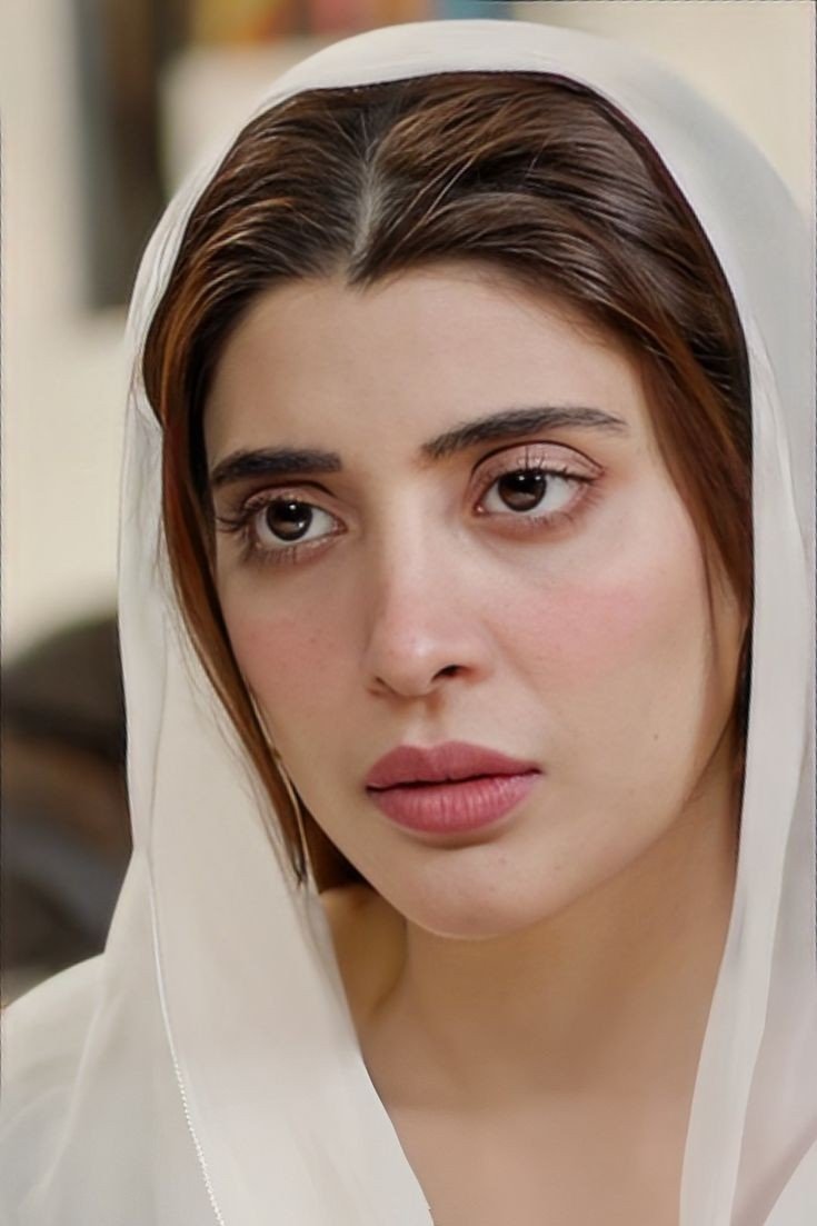 Фото  (Urwa Hocane)
